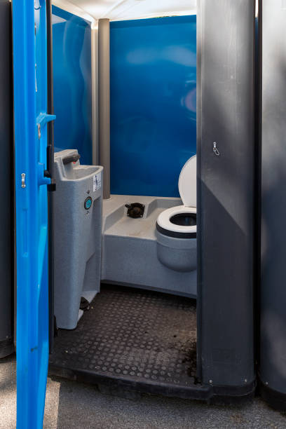 Best Portable restroom trailer rental  in Bono, AR